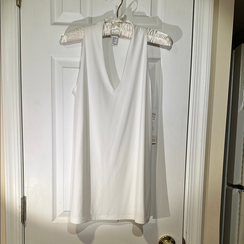 Ribkoff White Sleeveless V-Neck Top